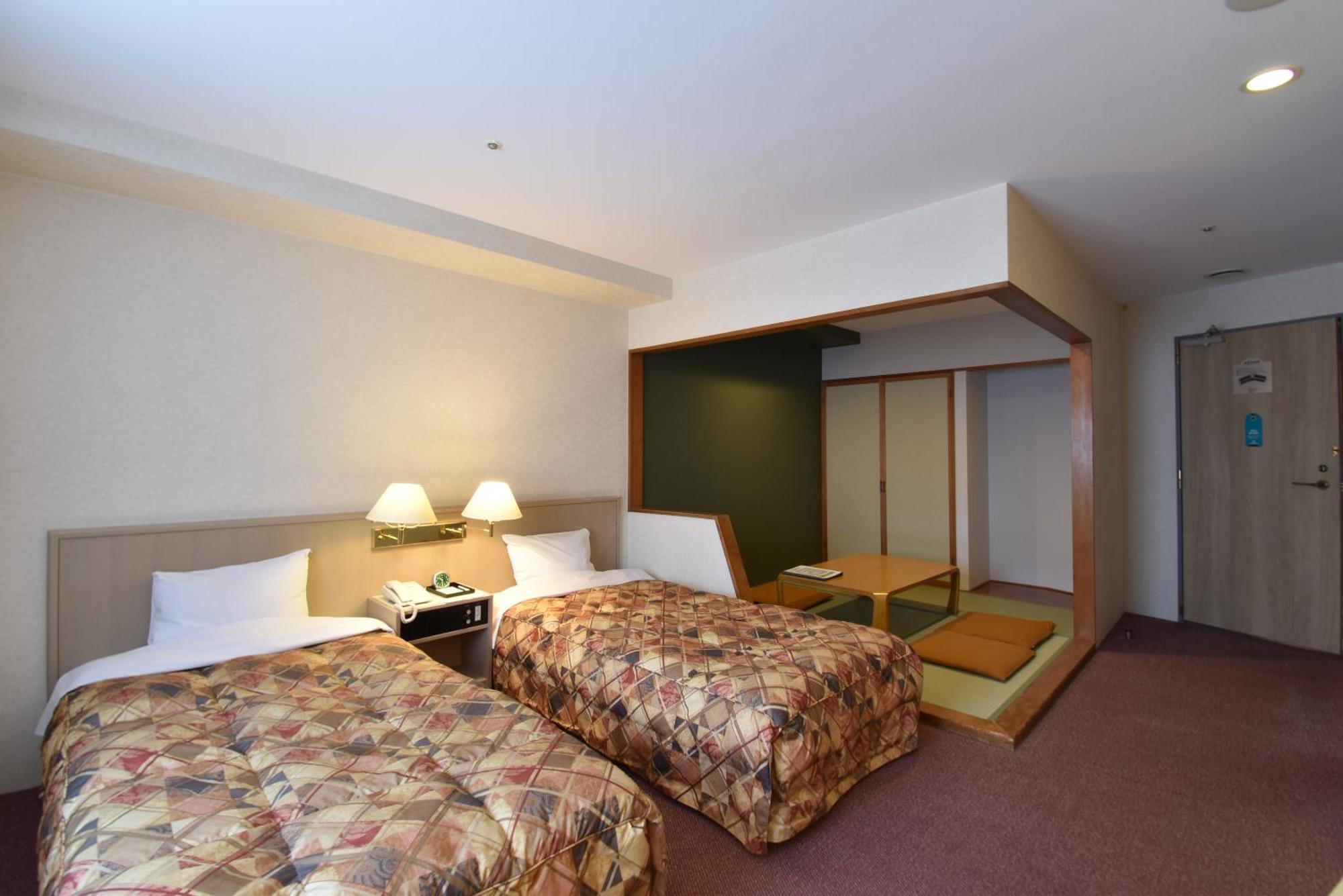 Biei Shirogane Onsen Hotel Park Hills Quarto foto